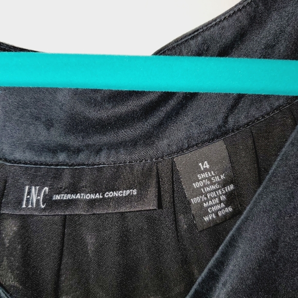 INC Polka Dot Scoop Neck Blouse With 3/4 Sleeves 315 - Picture 6 of 6